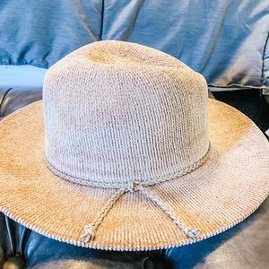 Fedora like hat!
